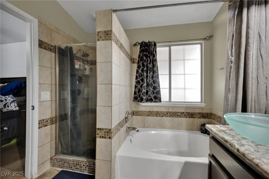 4475 Valley Regal, North Las Vegas, NV 89032