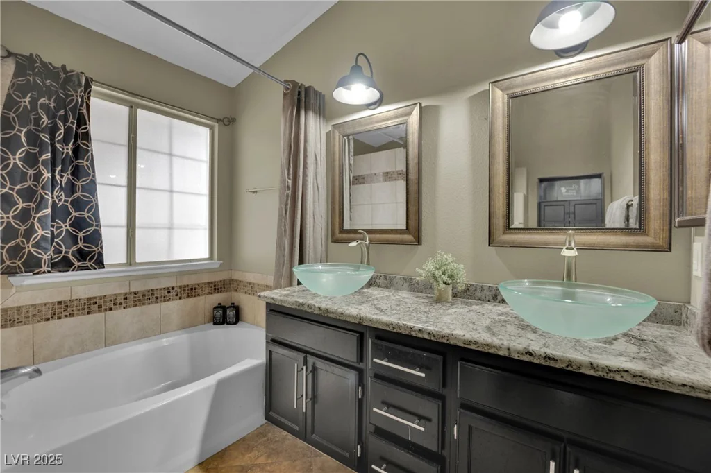 4475 Valley Regal, North Las Vegas, NV 89032