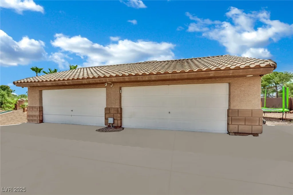 4475 Valley Regal, North Las Vegas, NV 89032