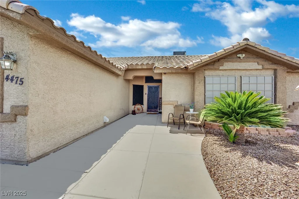 4475 Valley Regal, North Las Vegas, NV 89032