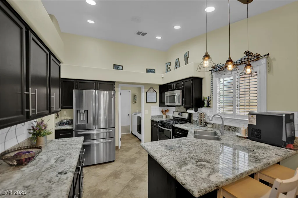4475 Valley Regal, North Las Vegas, NV 89032