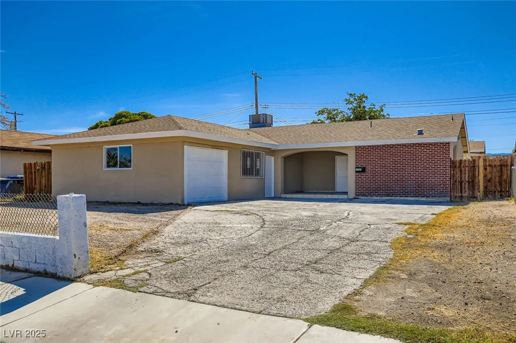 1425 Tonopah, Las Vegas, NV 89106