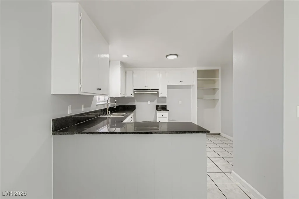 1425 Tonopah, Las Vegas, NV 89106