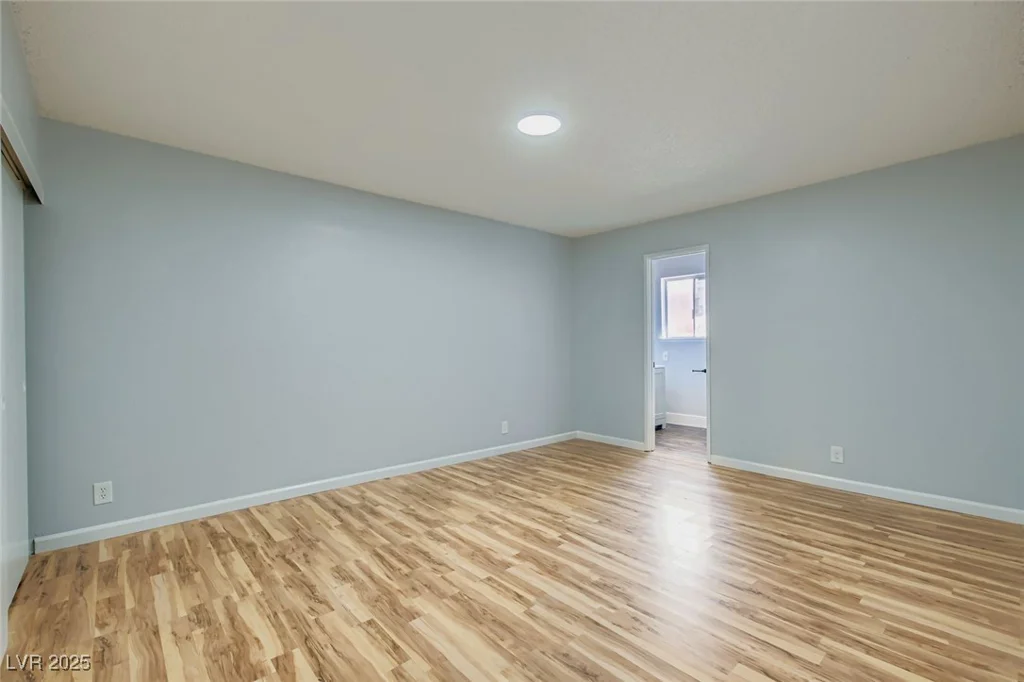 1425 Tonopah, Las Vegas, NV 89106
