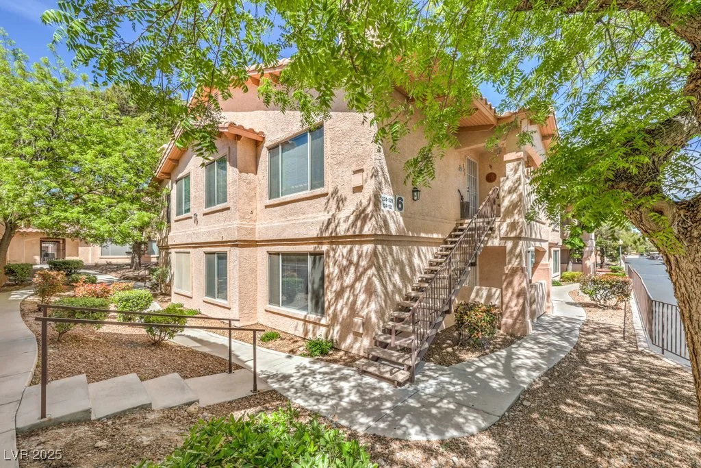 8450 Alta, Las Vegas, NV 89145