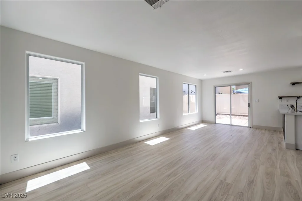 2131 Pillar Pointe, Las Vegas, NV 89115
