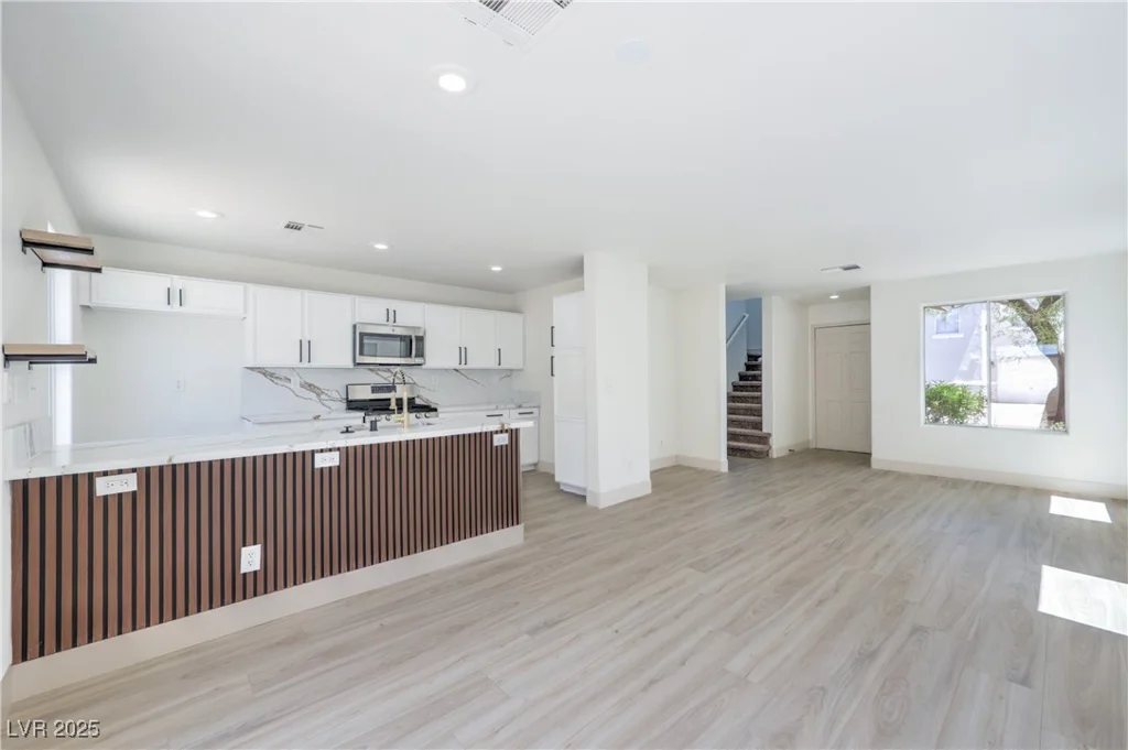 2131 Pillar Pointe, Las Vegas, NV 89115