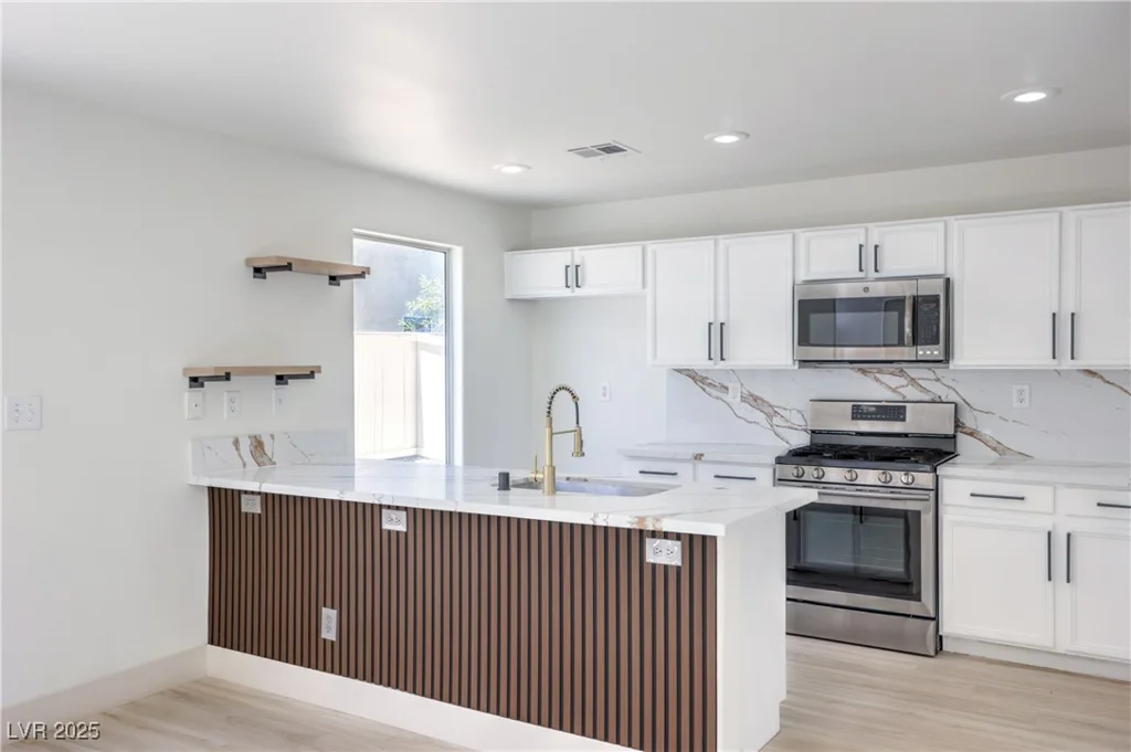 2131 Pillar Pointe, Las Vegas, NV 89115