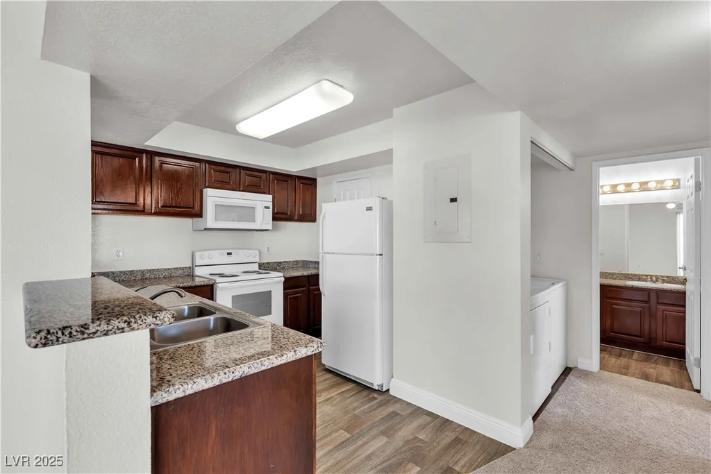 6800 Lake Mead, Las Vegas, NV 89156