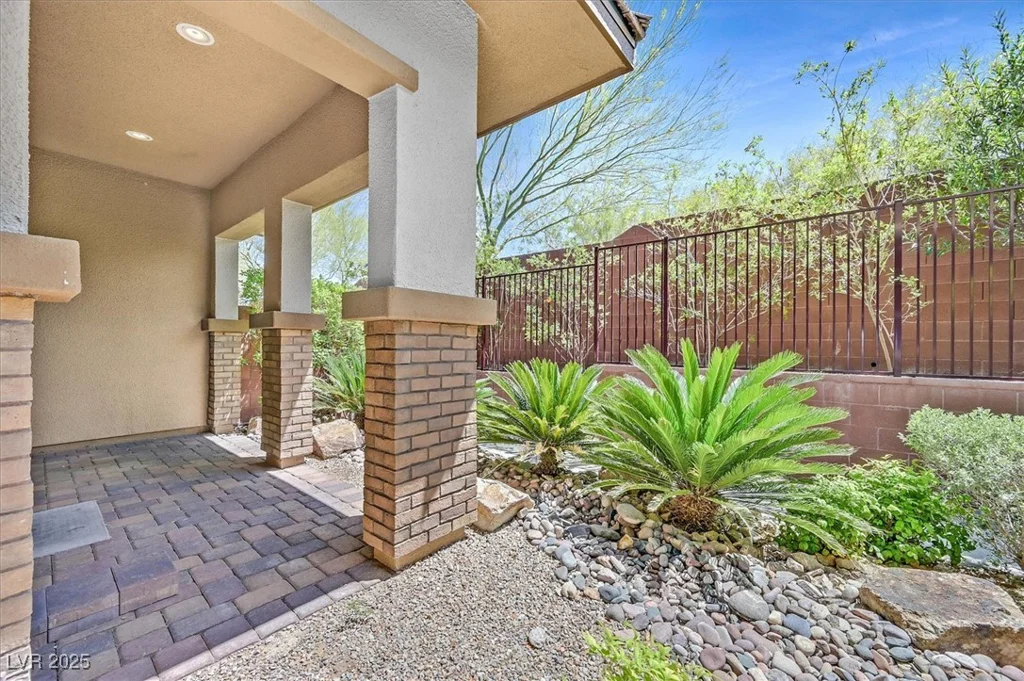 10375 Pescado, Las Vegas, NV 89135