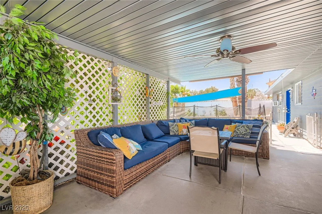 7721 Macaw, Las Vegas, NV 89145