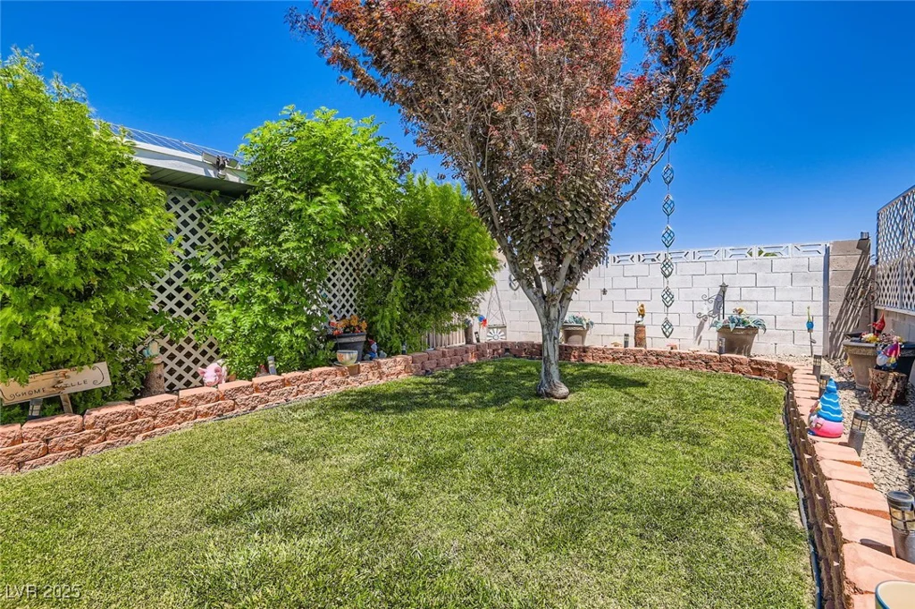 7721 Macaw, Las Vegas, NV 89145