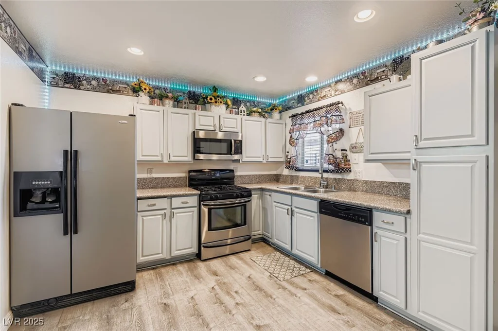 7721 Macaw, Las Vegas, NV 89145