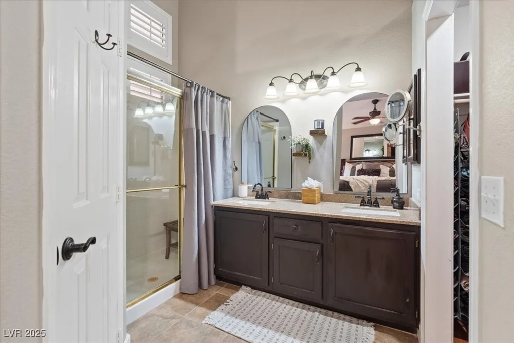 3747 Flowering Peach, Las Vegas, NV 89147