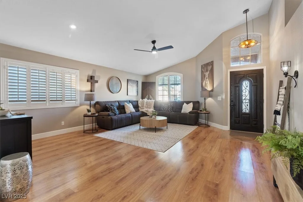 3747 Flowering Peach, Las Vegas, NV 89147