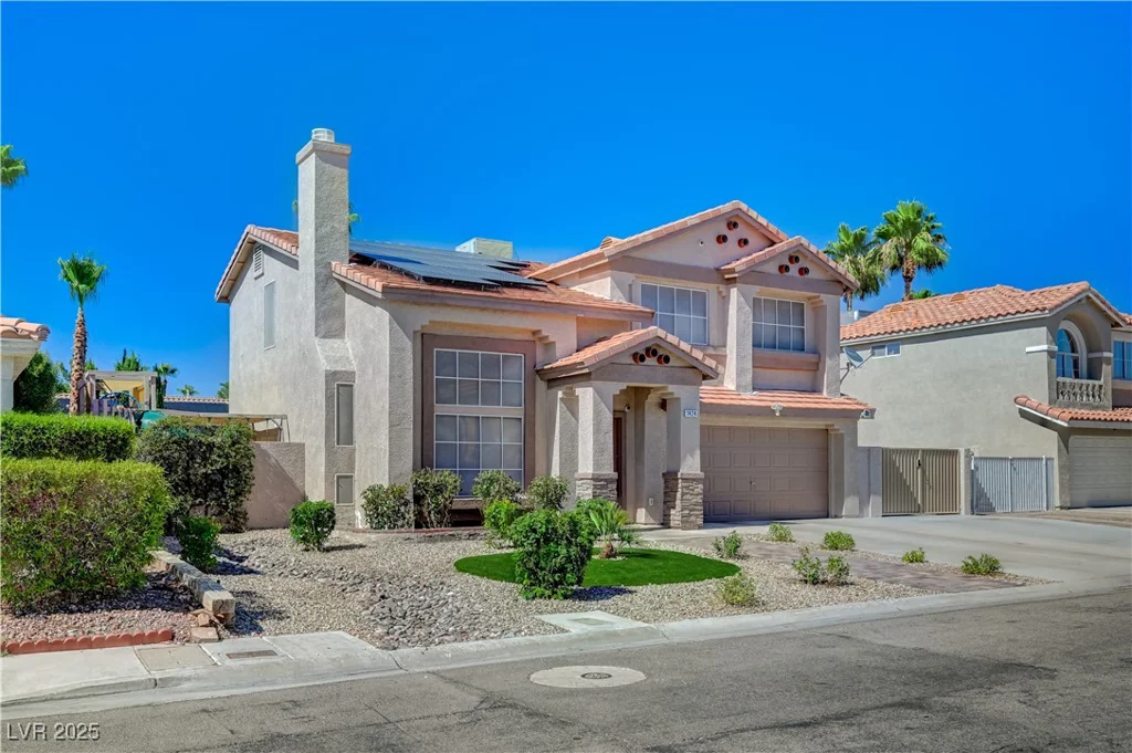 1424 Silver Knoll, Las Vegas, NV 89123
