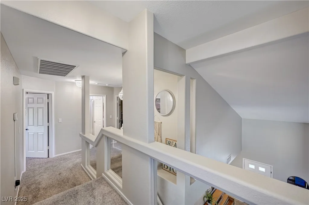 1424 Silver Knoll, Las Vegas, NV 89123