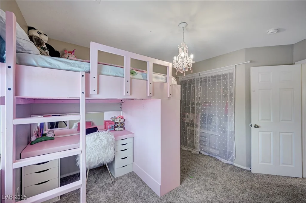 1424 Silver Knoll, Las Vegas, NV 89123