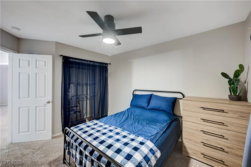 1424 Silver Knoll, Las Vegas, NV 89123