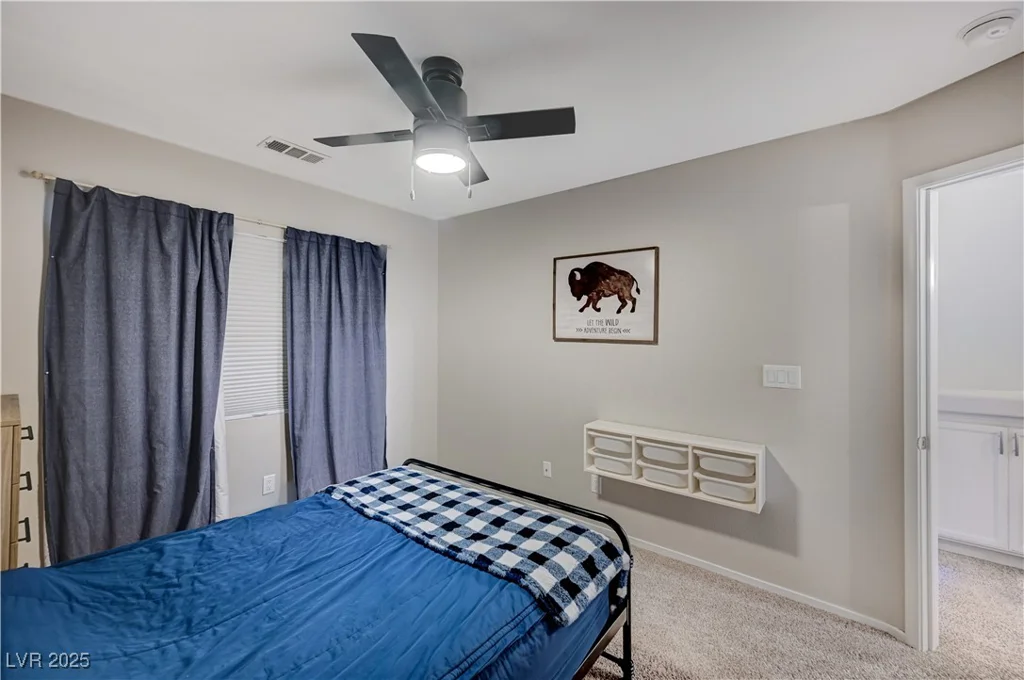 1424 Silver Knoll, Las Vegas, NV 89123