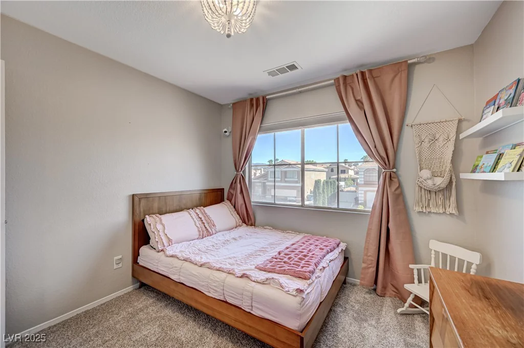 1424 Silver Knoll, Las Vegas, NV 89123