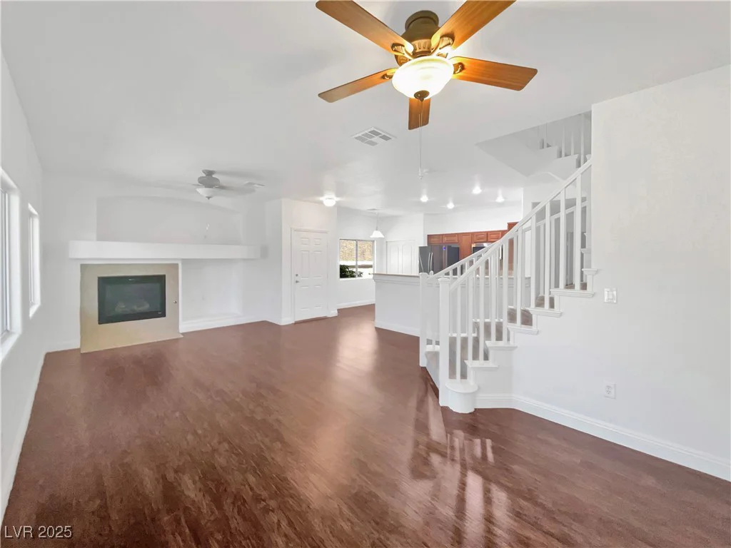 7049 Knob Creek, Las Vegas, NV 89149