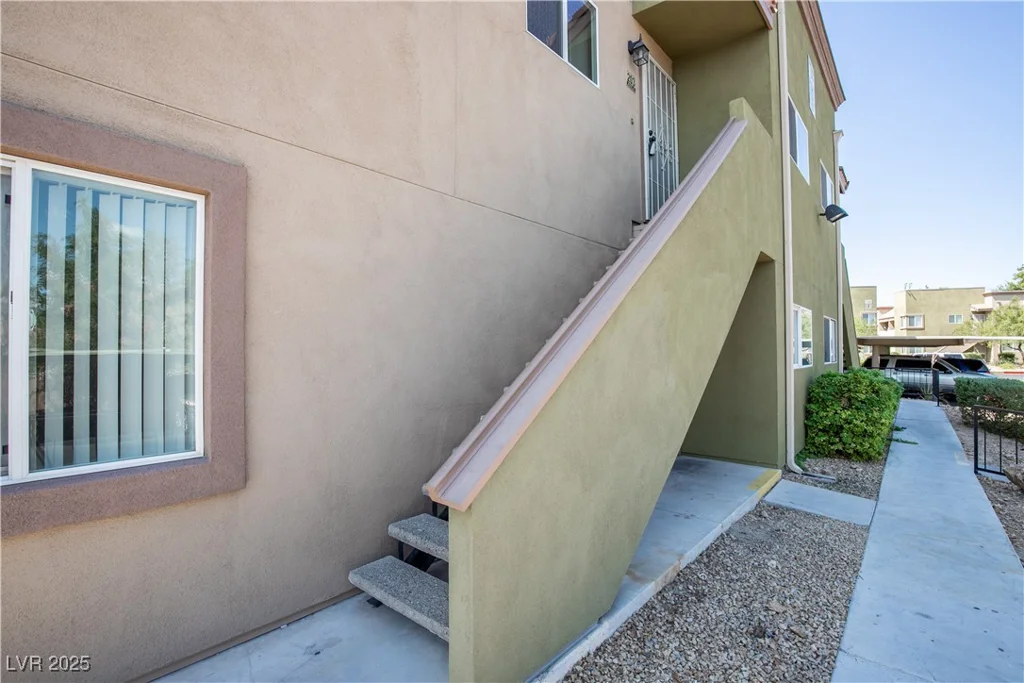 1844 Decatur, Las Vegas, NV 89108