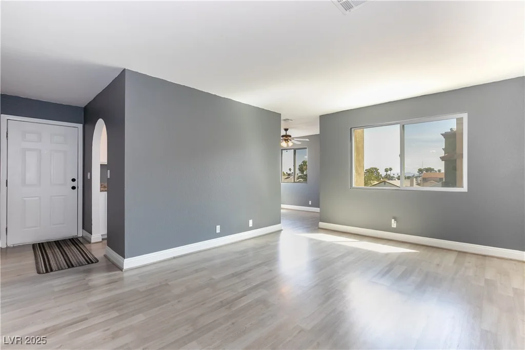 1844 Decatur, Las Vegas, NV 89108