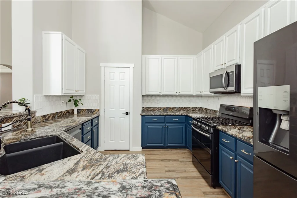 8429 Wild Diamond, Las Vegas, NV 89143