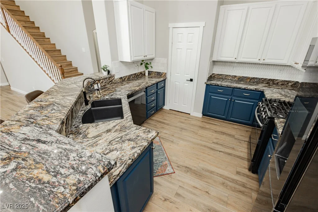 8429 Wild Diamond, Las Vegas, NV 89143