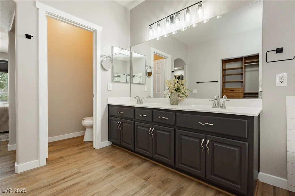 8429 Wild Diamond, Las Vegas, NV 89143