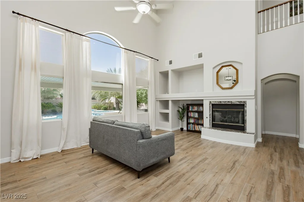8429 Wild Diamond, Las Vegas, NV 89143