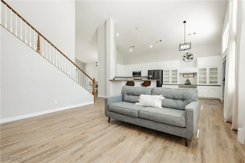 8429 Wild Diamond, Las Vegas, NV 89143