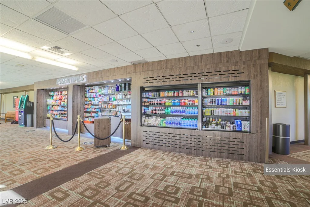 145 Harmon, Las Vegas, NV 89109
