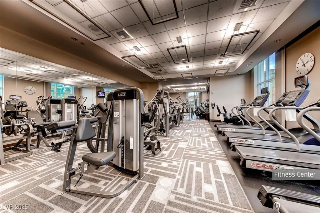 145 Harmon, Las Vegas, NV 89109