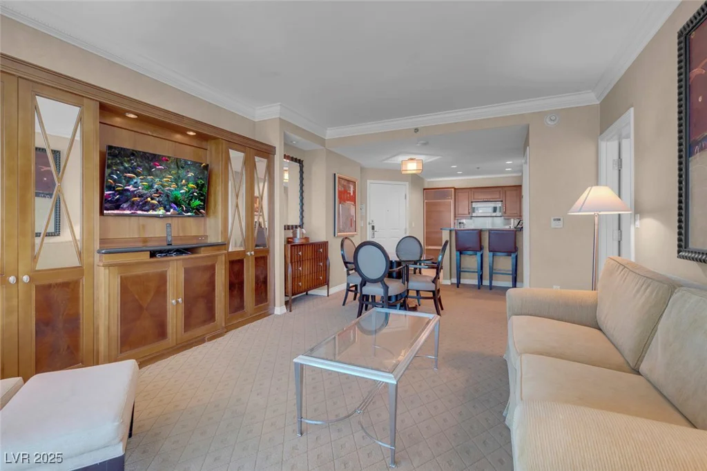 145 Harmon, Las Vegas, NV 89109