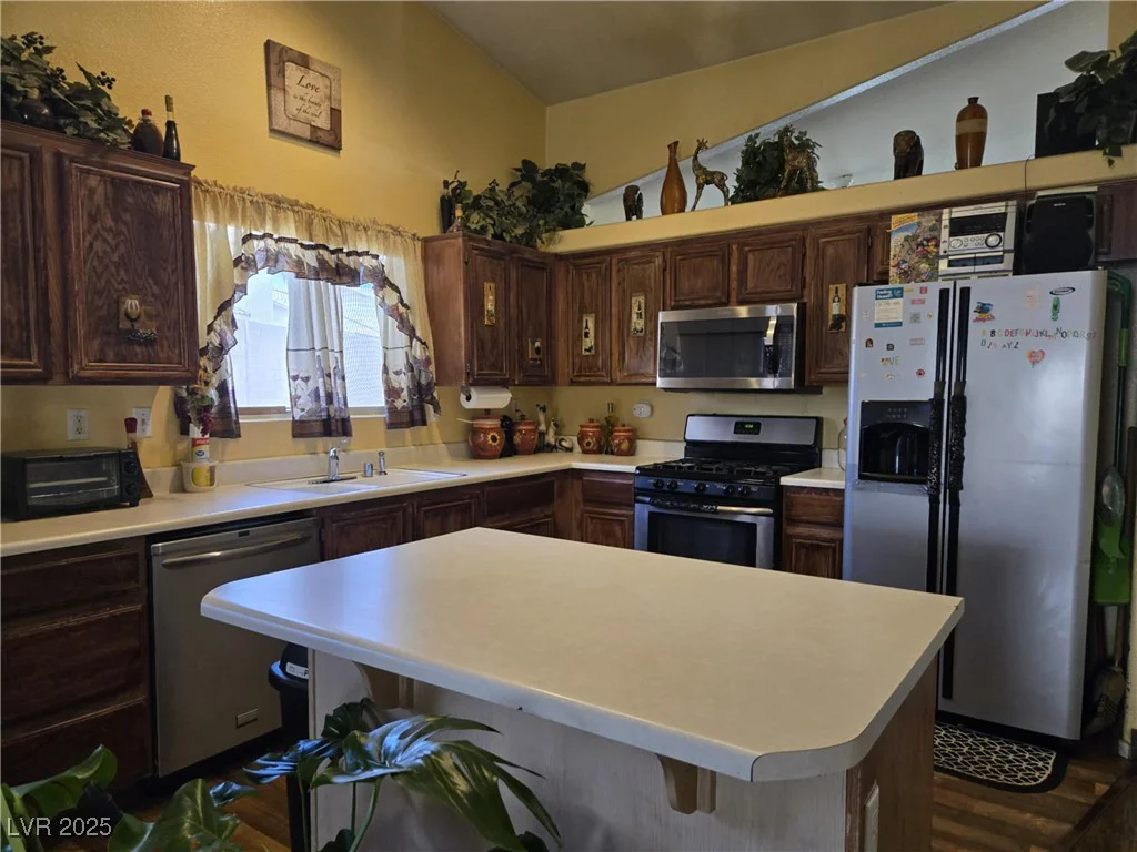 4543 Silver Bit, North Las Vegas, NV 89032