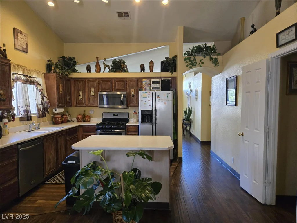 4543 Silver Bit, North Las Vegas, NV 89032