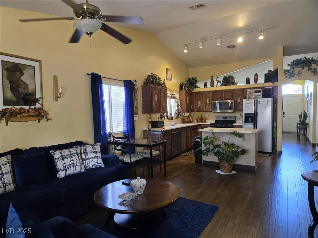 4543 Silver Bit, North Las Vegas, NV 89032