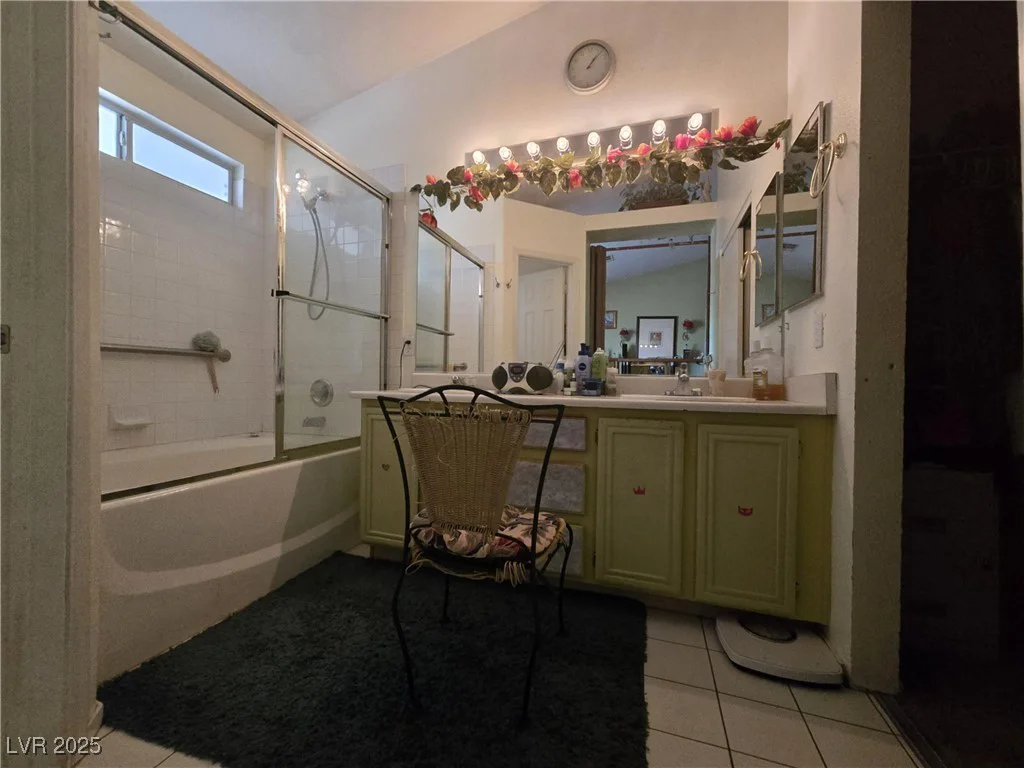 4543 Silver Bit, North Las Vegas, NV 89032