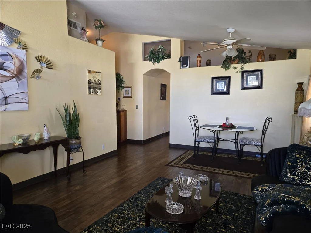 4543 Silver Bit, North Las Vegas, NV 89032