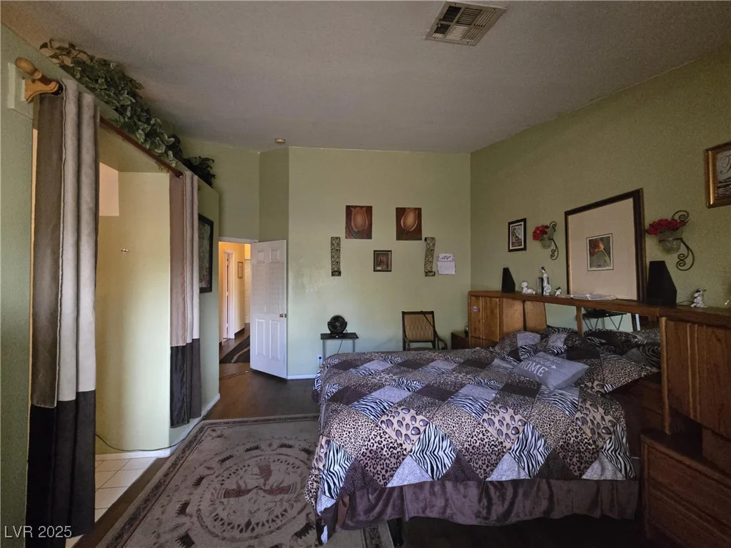 4543 Silver Bit, North Las Vegas, NV 89032