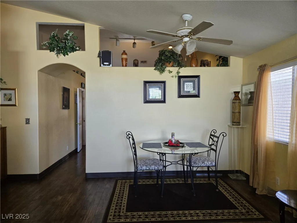 4543 Silver Bit, North Las Vegas, NV 89032