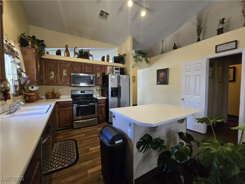 4543 Silver Bit, North Las Vegas, NV 89032