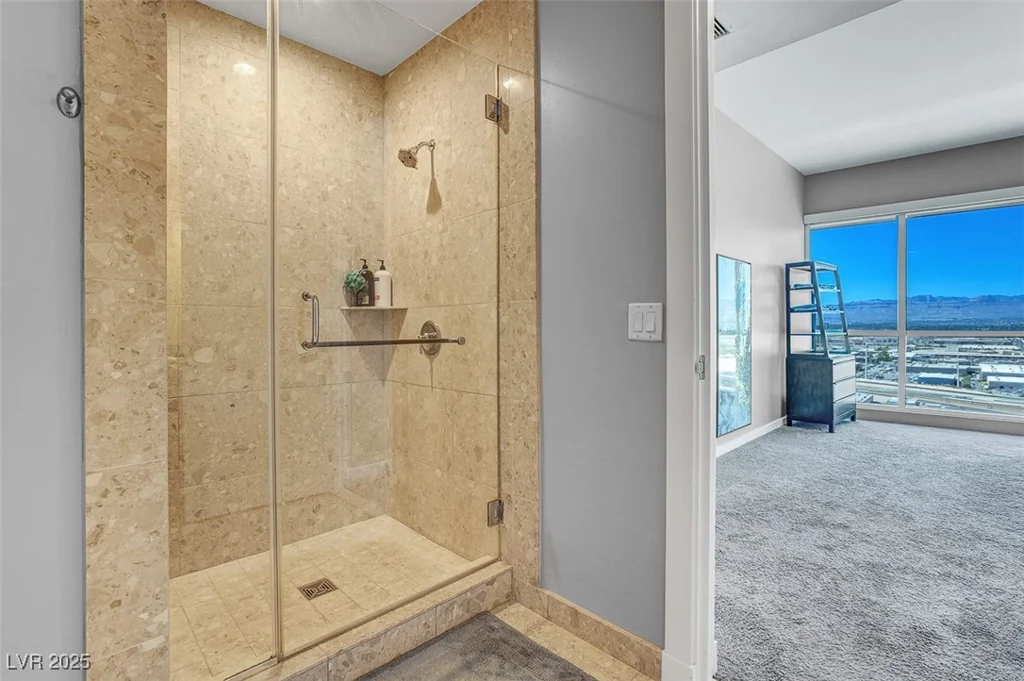 4525 Dean Martin, Las Vegas, NV 89103