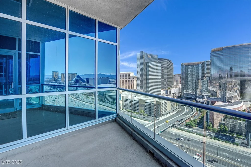 4525 Dean Martin, Las Vegas, NV 89103