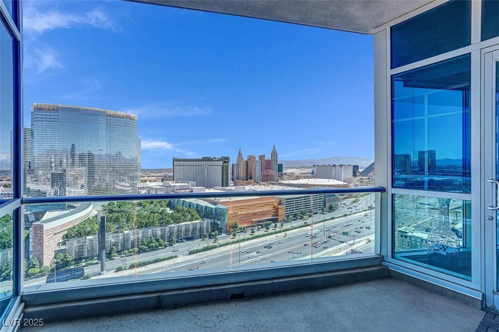 4525 Dean Martin, Las Vegas, NV 89103