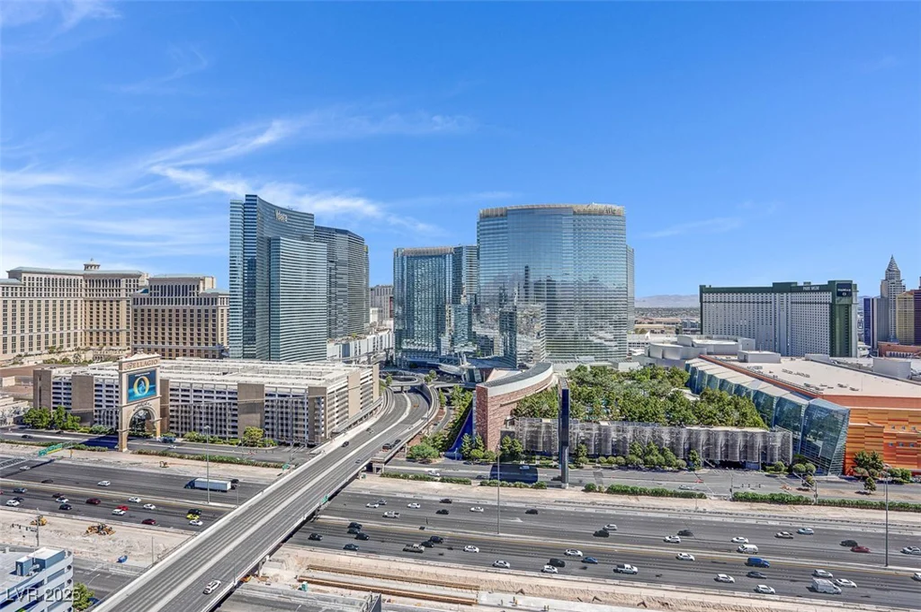 4525 Dean Martin, Las Vegas, NV 89103
