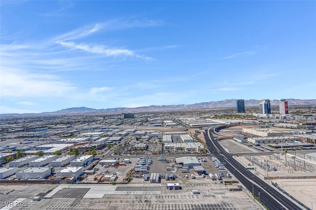 4525 Dean Martin, Las Vegas, NV 89103