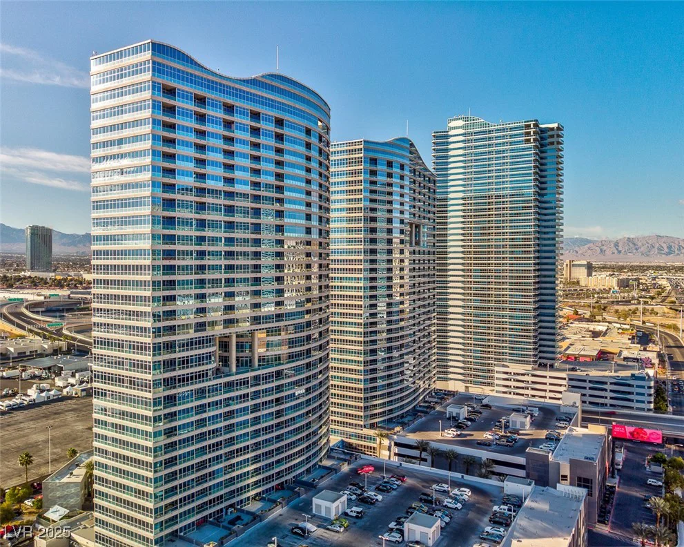 4525 Dean Martin, Las Vegas, NV 89103